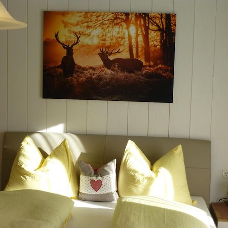 Bed and Breakfast Garni Helfer Toblach Exterior foto