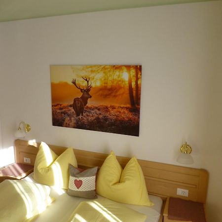 Bed and Breakfast Garni Helfer Toblach Exterior foto
