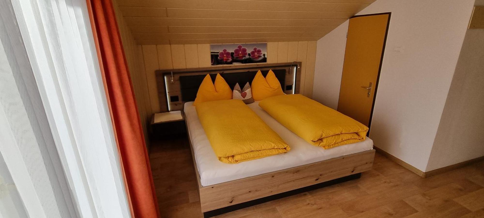 Bed and Breakfast Garni Helfer Toblach Exterior foto