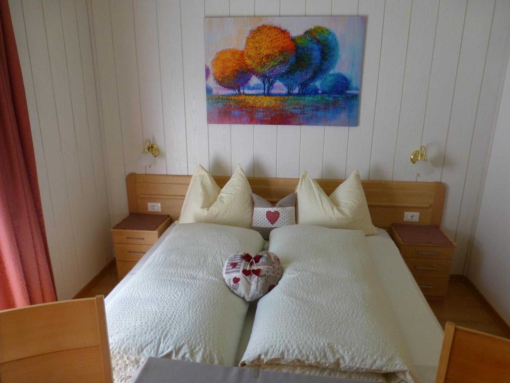 Bed and Breakfast Garni Helfer Toblach Exterior foto