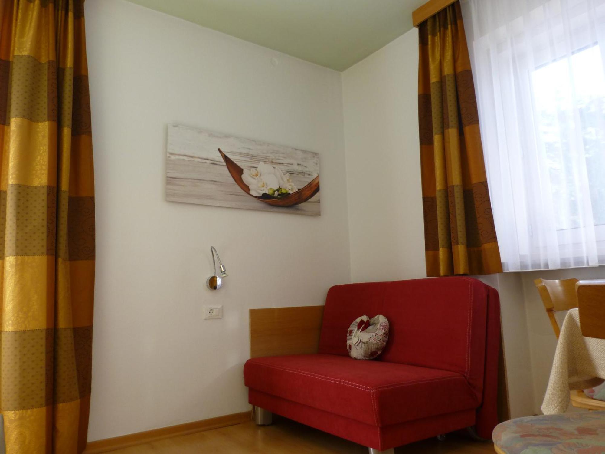 Bed and Breakfast Garni Helfer Toblach Exterior foto